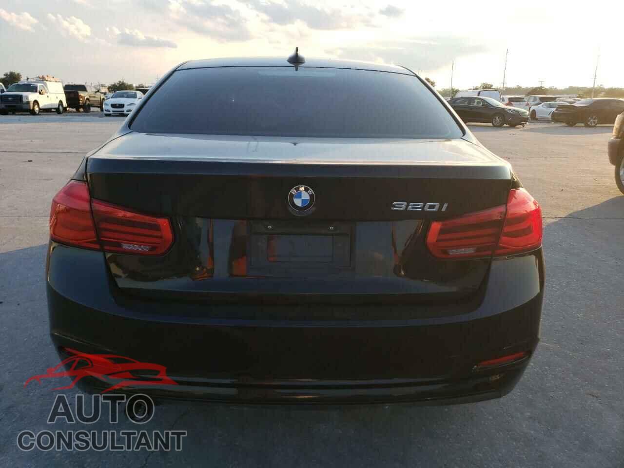 BMW 3 SERIES 2016 - WBA8E1G57GNU12082