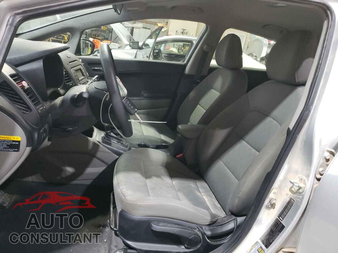 KIA FORTE 2016 - KNAFK4A64G5572925