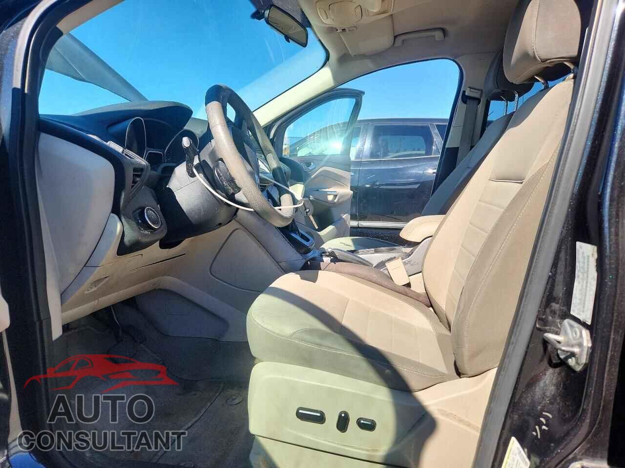 FORD ESCAPE 2014 - 1FMCU9GX5EUE19112