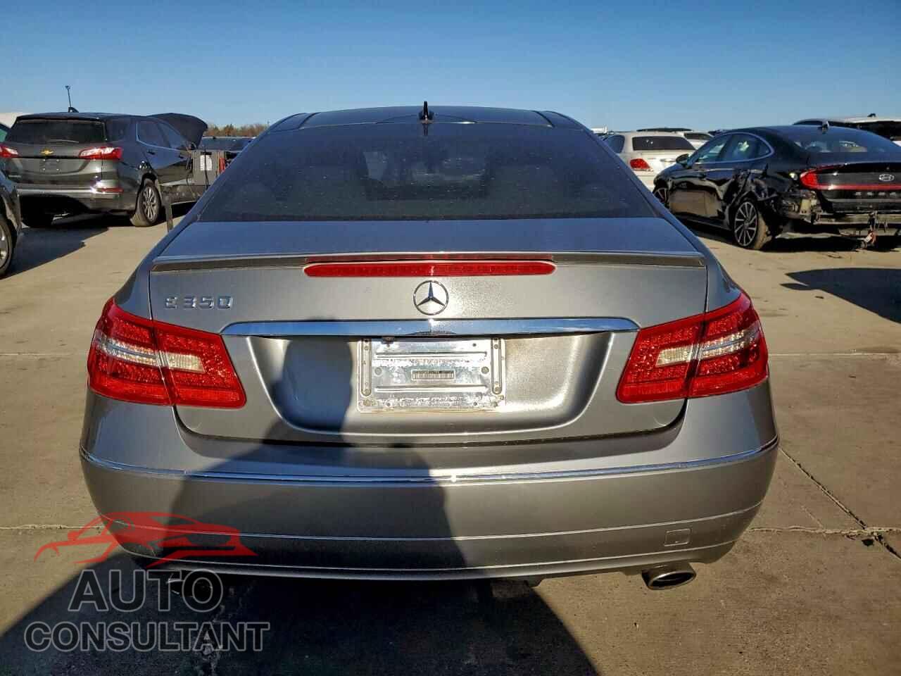 MERCEDES-BENZ E-CLASS 2011 - WDDKJ5GB8BF067526