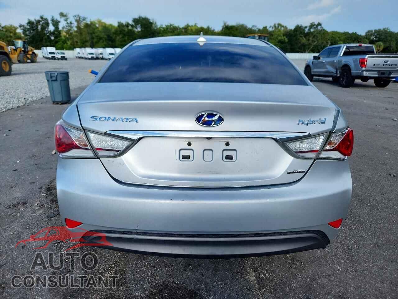 HYUNDAI SONATA 2013 - KMHEC4A4XDA092977