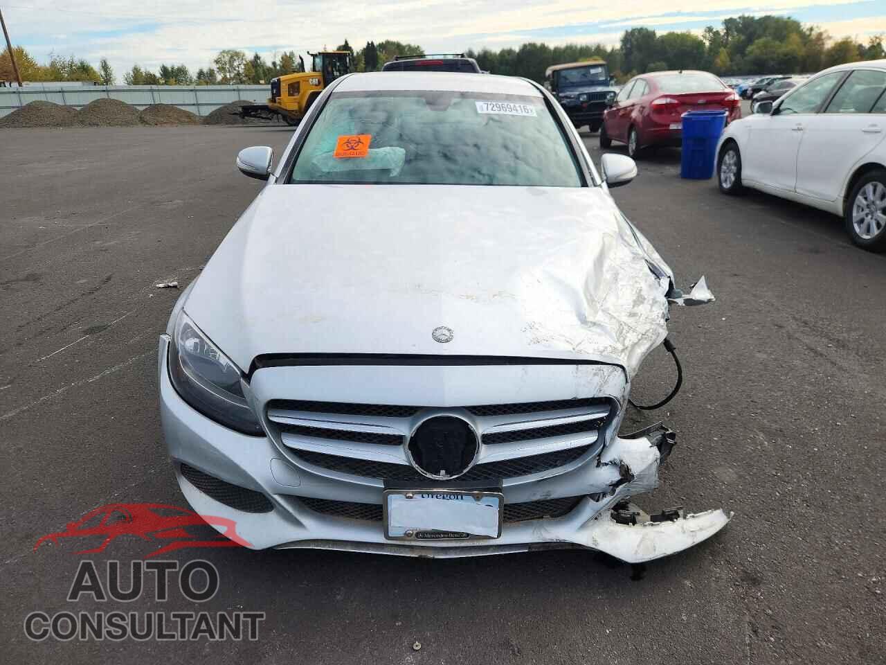 MERCEDES-BENZ C-CLASS 2015 - 55SWF4KB2FU048641