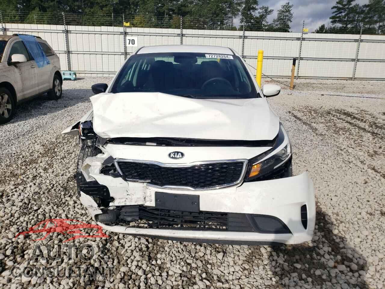KIA FORTE 2017 - 3KPFK4A74HE120703