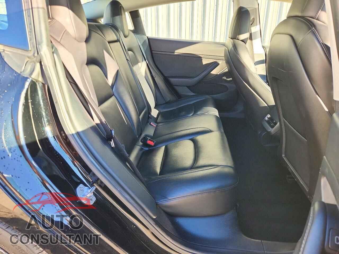 TESLA MODEL 3 2022 - 5YJ3E1EA5NF291271