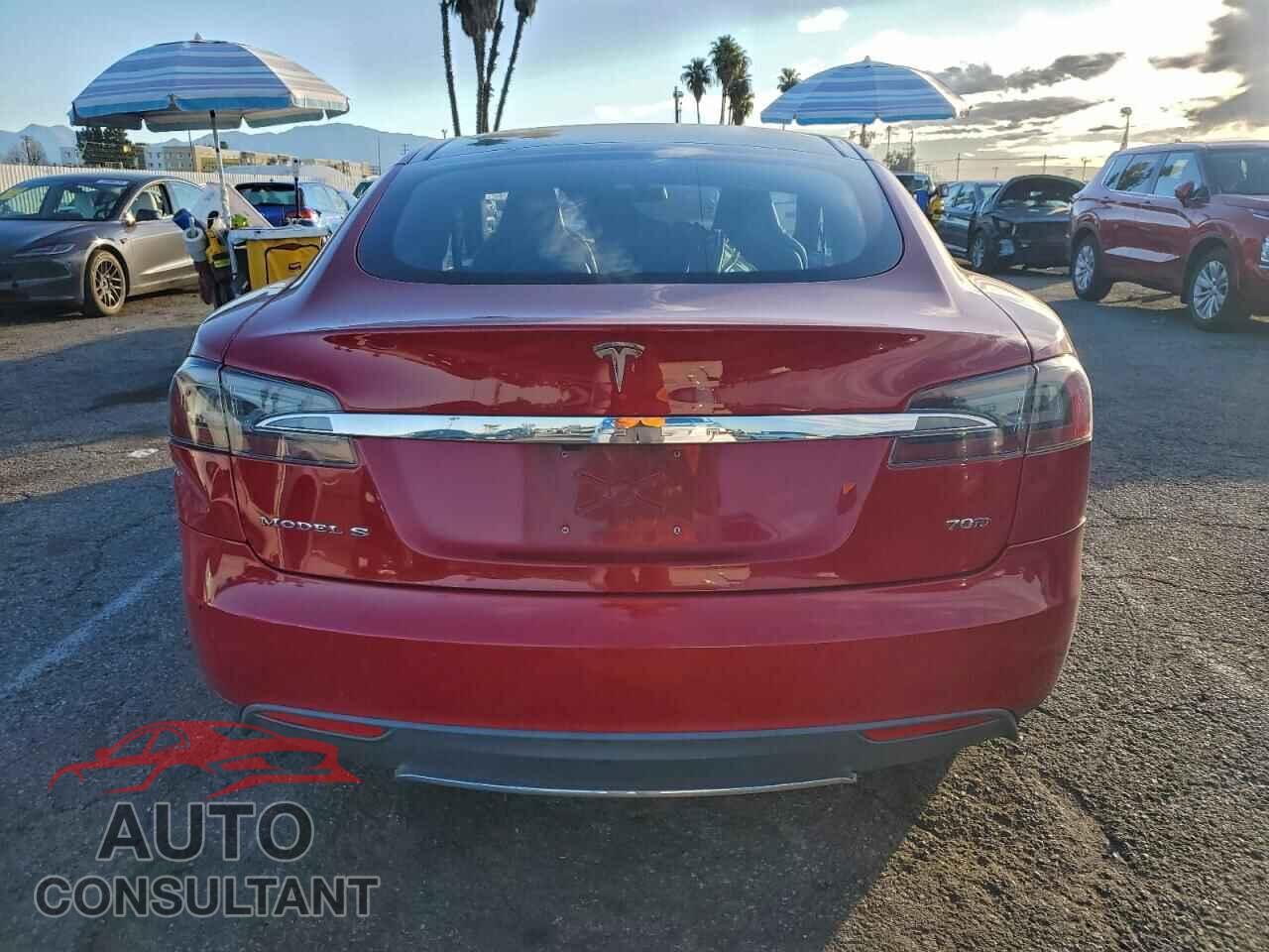 TESLA MODEL S 2015 - 5YJSA1S24FF087292