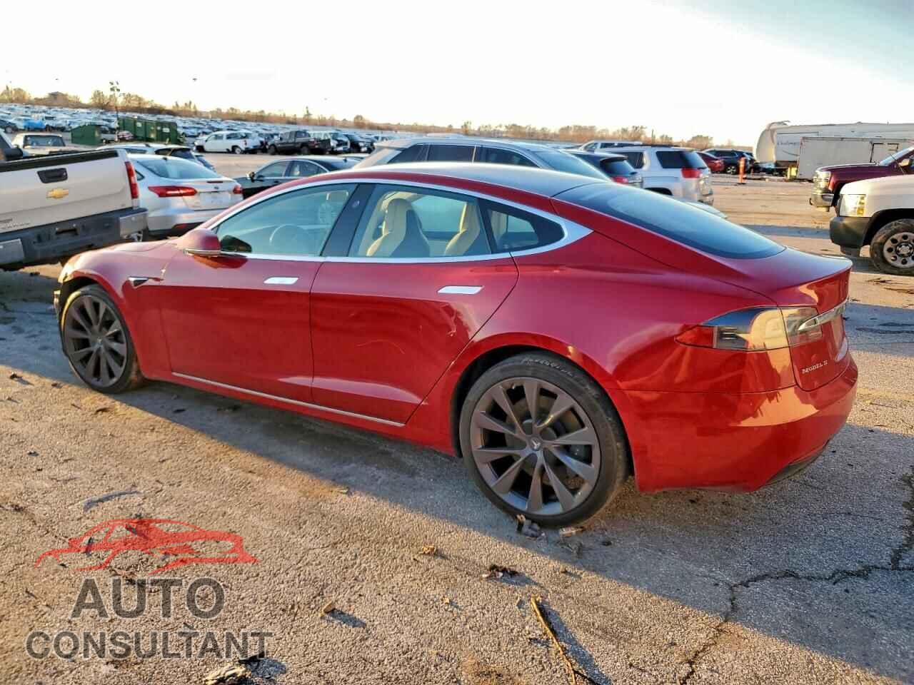 TESLA MODEL S 2018 - 5YJSA1E22JF272476