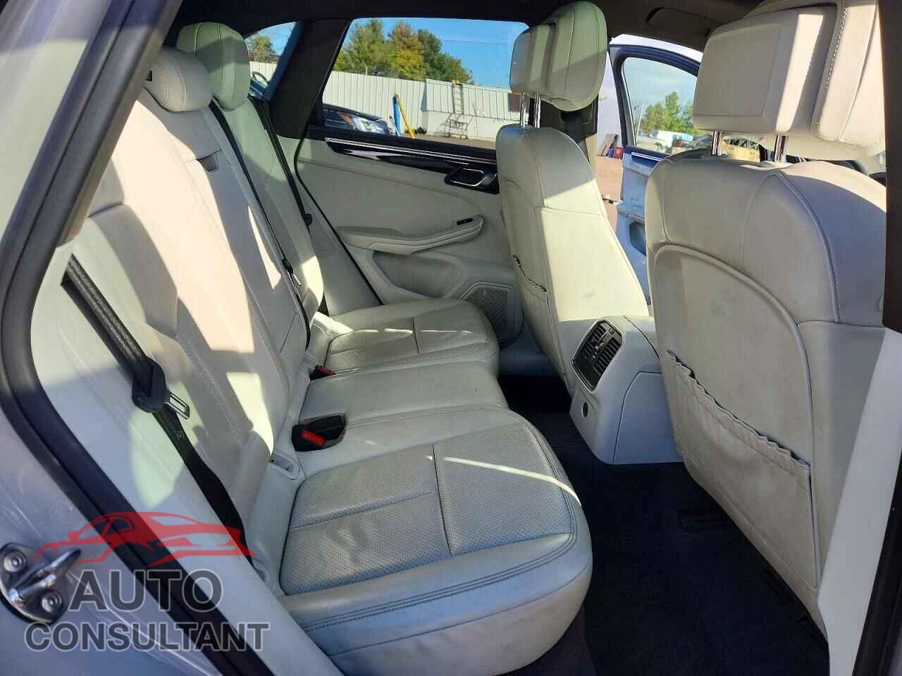 PORSCHE MACAN 2019 - WP1AA2A57KLB04587