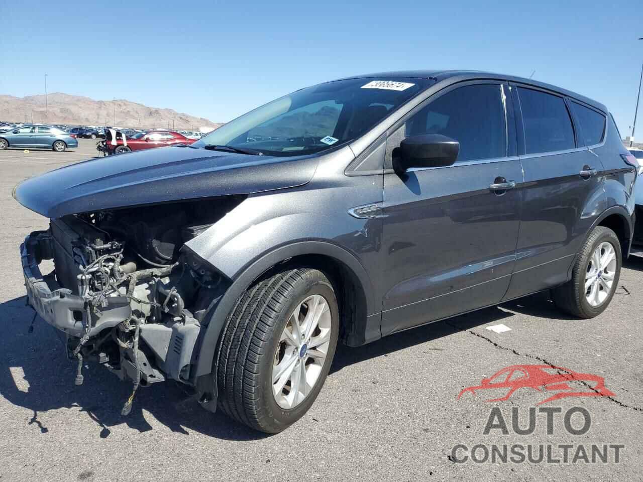 FORD ESCAPE 2017 - 1FMCU0GD8HUE54961