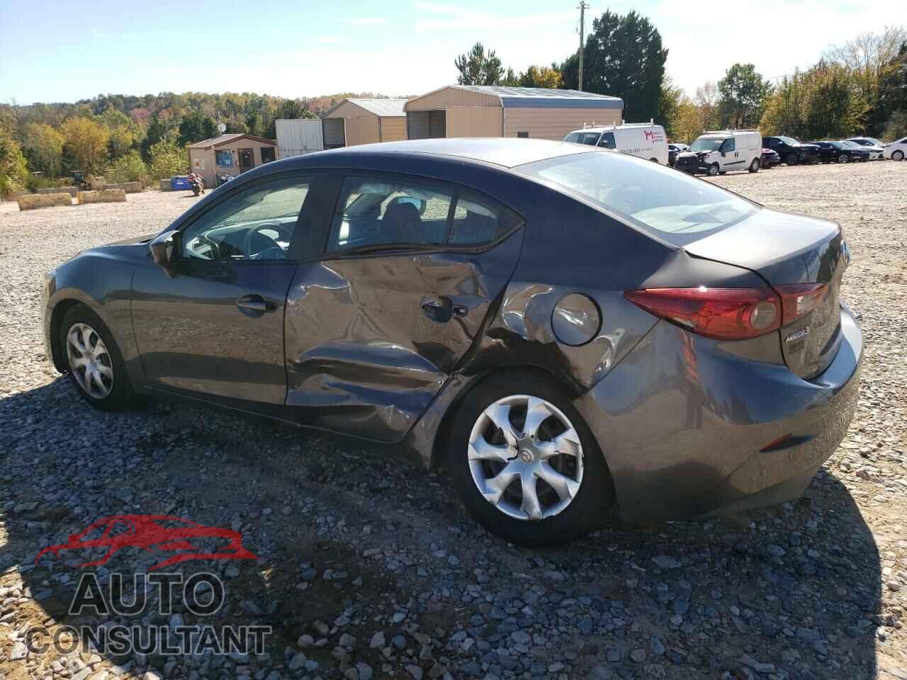 MAZDA 3 2018 - 3MZBN1U70JM164867