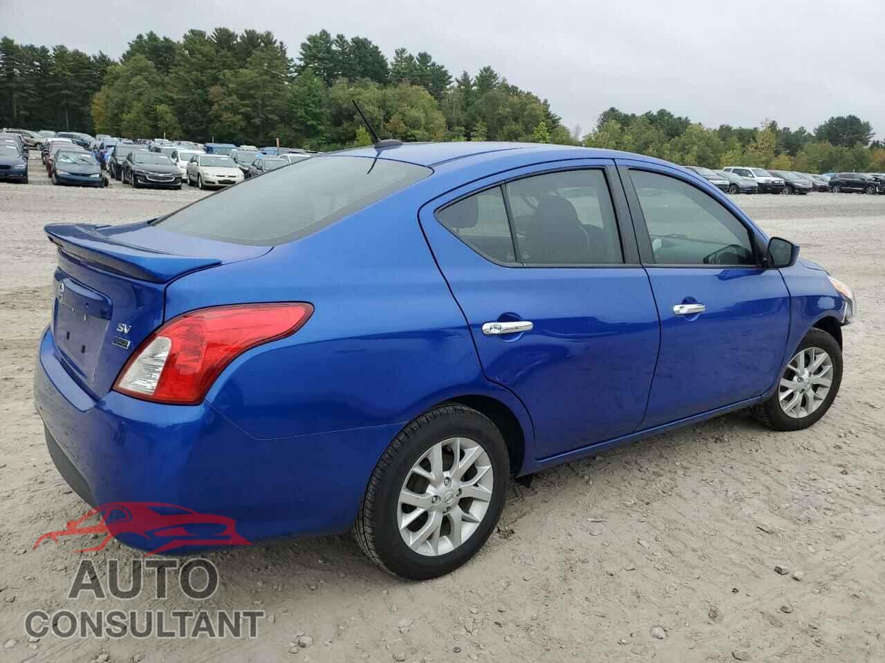 NISSAN VERSA 2017 - 3N1CN7AP8HL835588