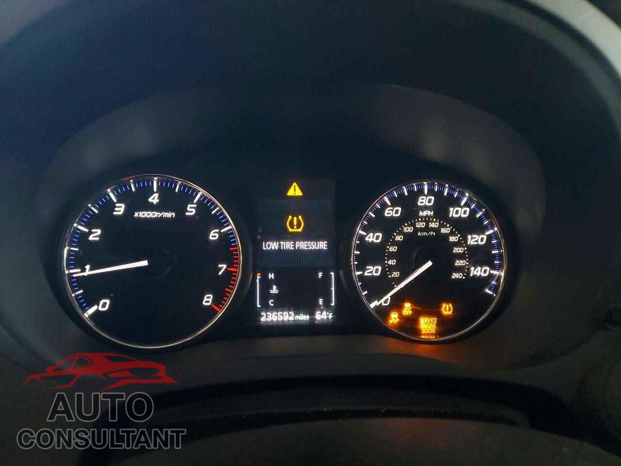 MITSUBISHI OUTLANDER 2018 - JA4AD2A35JJ004838
