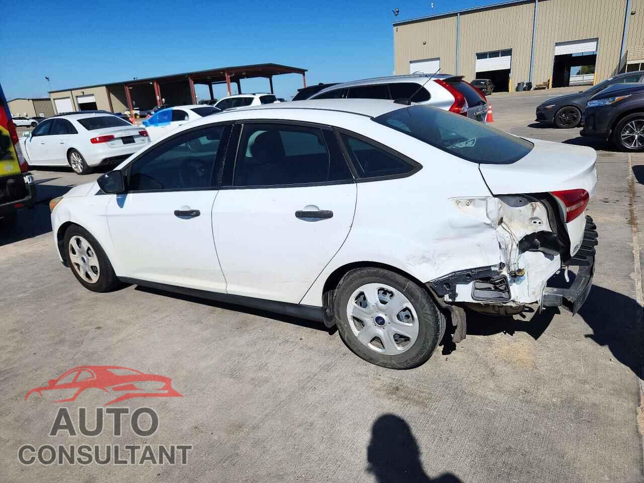 FORD FOCUS 2016 - 1FADP3E22GL281449