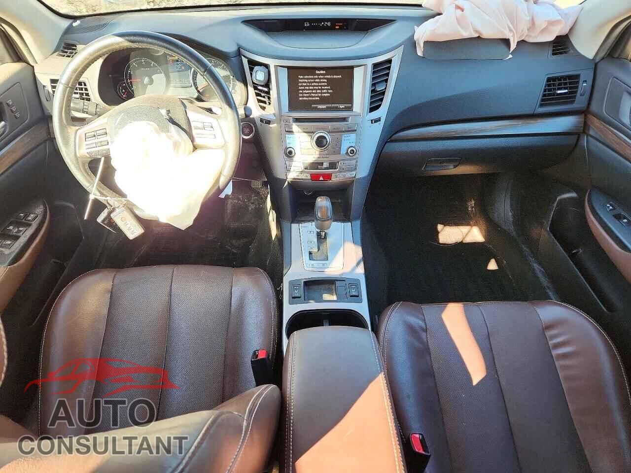 SUBARU OUTBACK 2013 - 4S4BRBSC9D3279076
