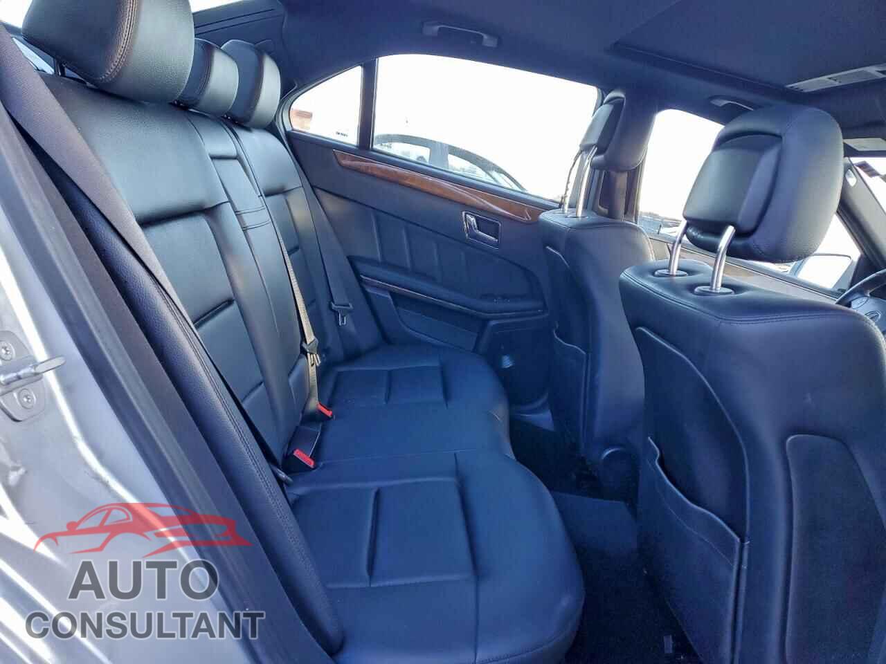 MERCEDES-BENZ E-CLASS 2010 - WDDHF8HB4AA178310