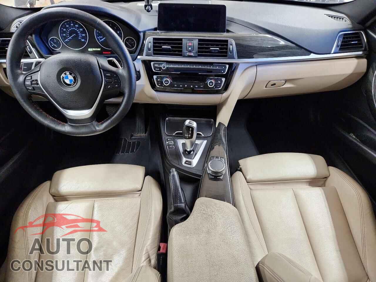 BMW 3 SERIES 2018 - WBA8E1C52JA758755