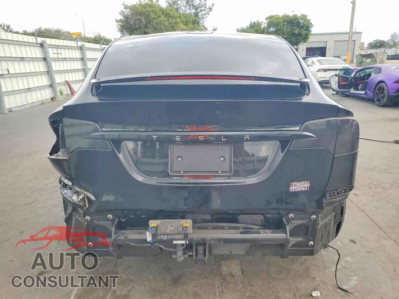 TESLA MODEL X 2024 - 7SAXCBE63RF445655