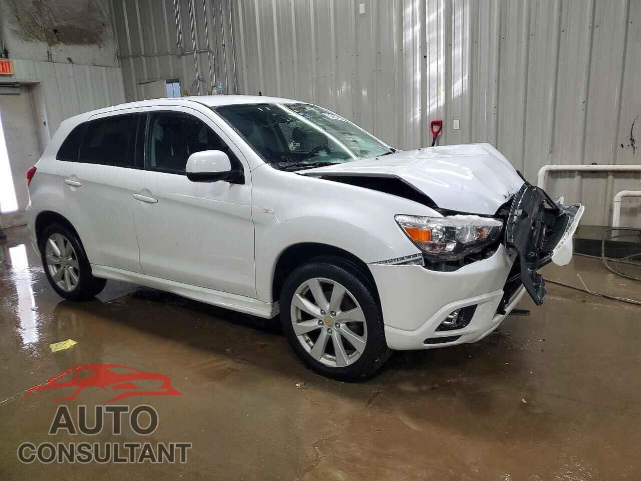 MITSUBISHI OUTLANDER 2012 - JA4AR4AU1CZ004877