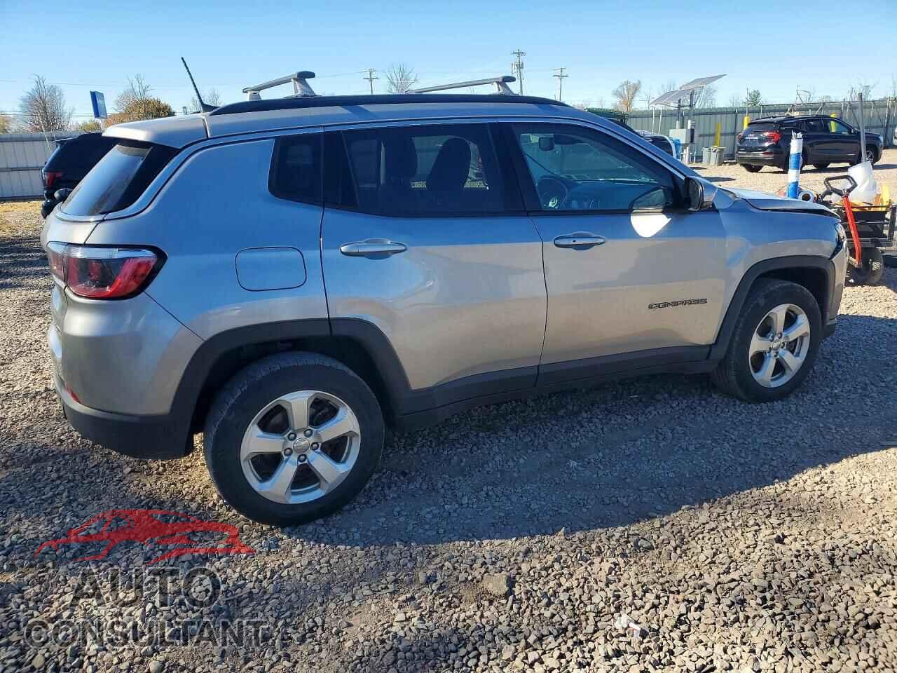 JEEP COMPASS 2019 - 3C4NJDBBXKT598905