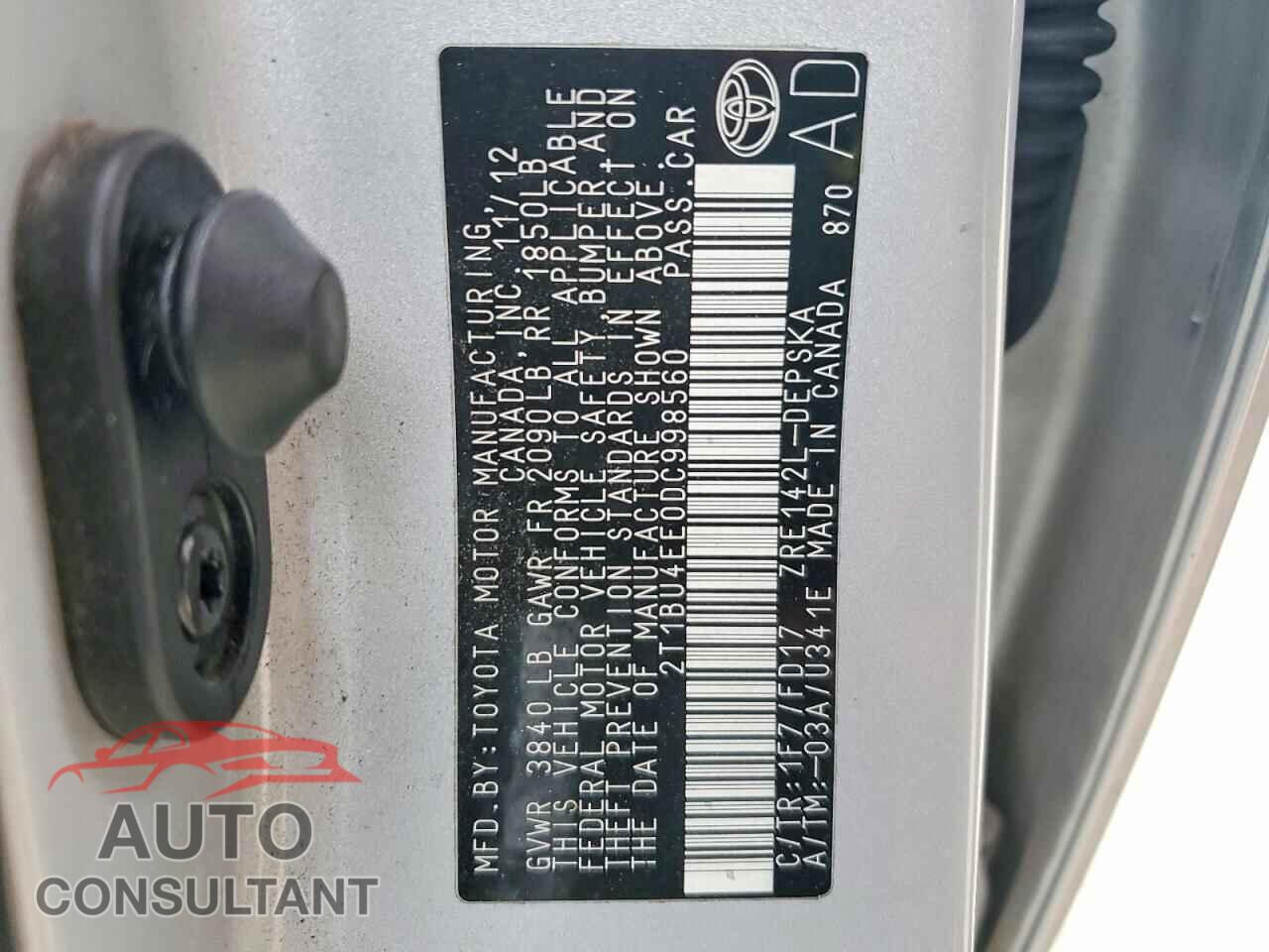 TOYOTA COROLLA 2013 - 2T1BU4EE0DC998560