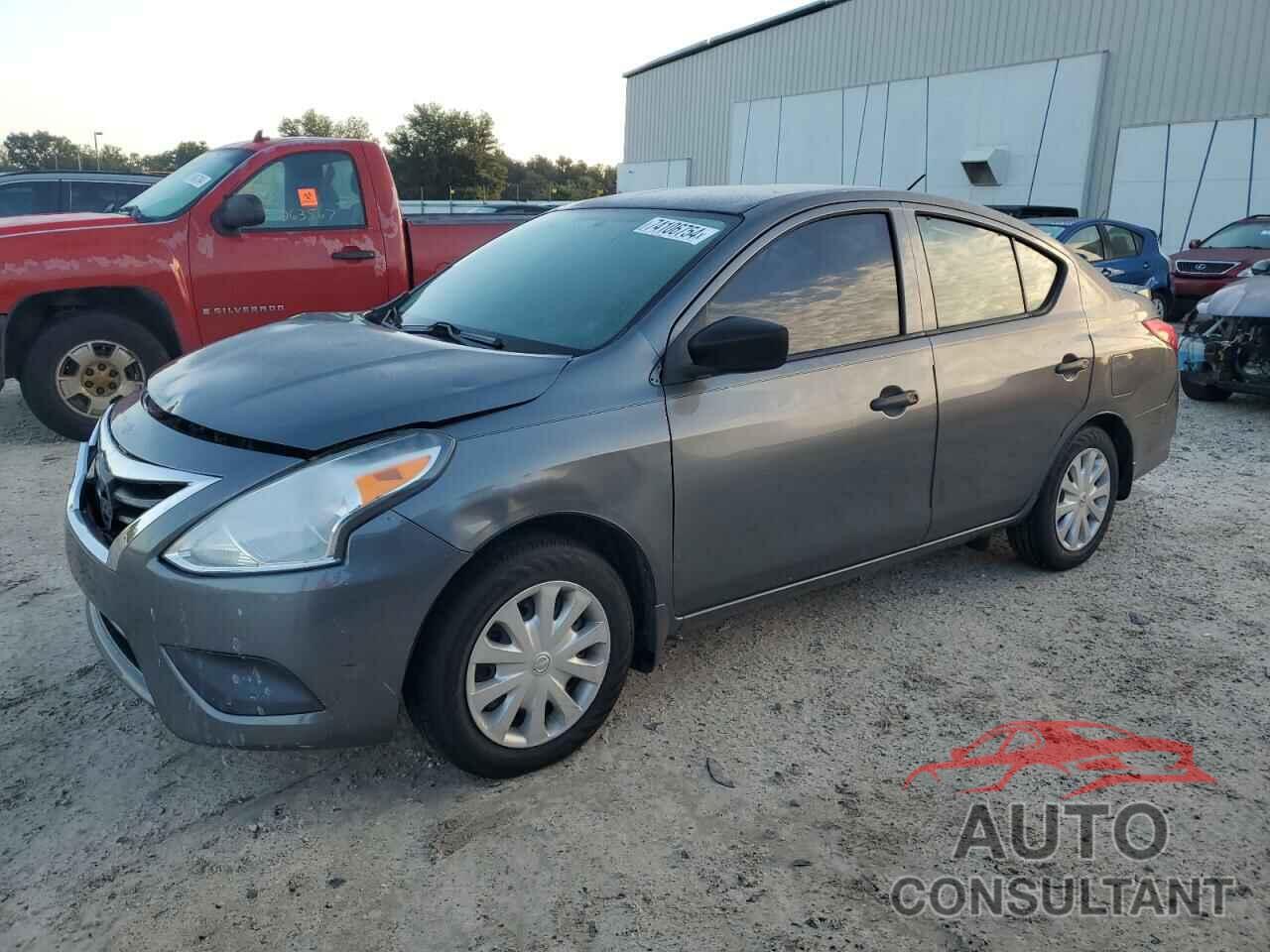 NISSAN VERSA 2018 - 3N1CN7AP7JL812115