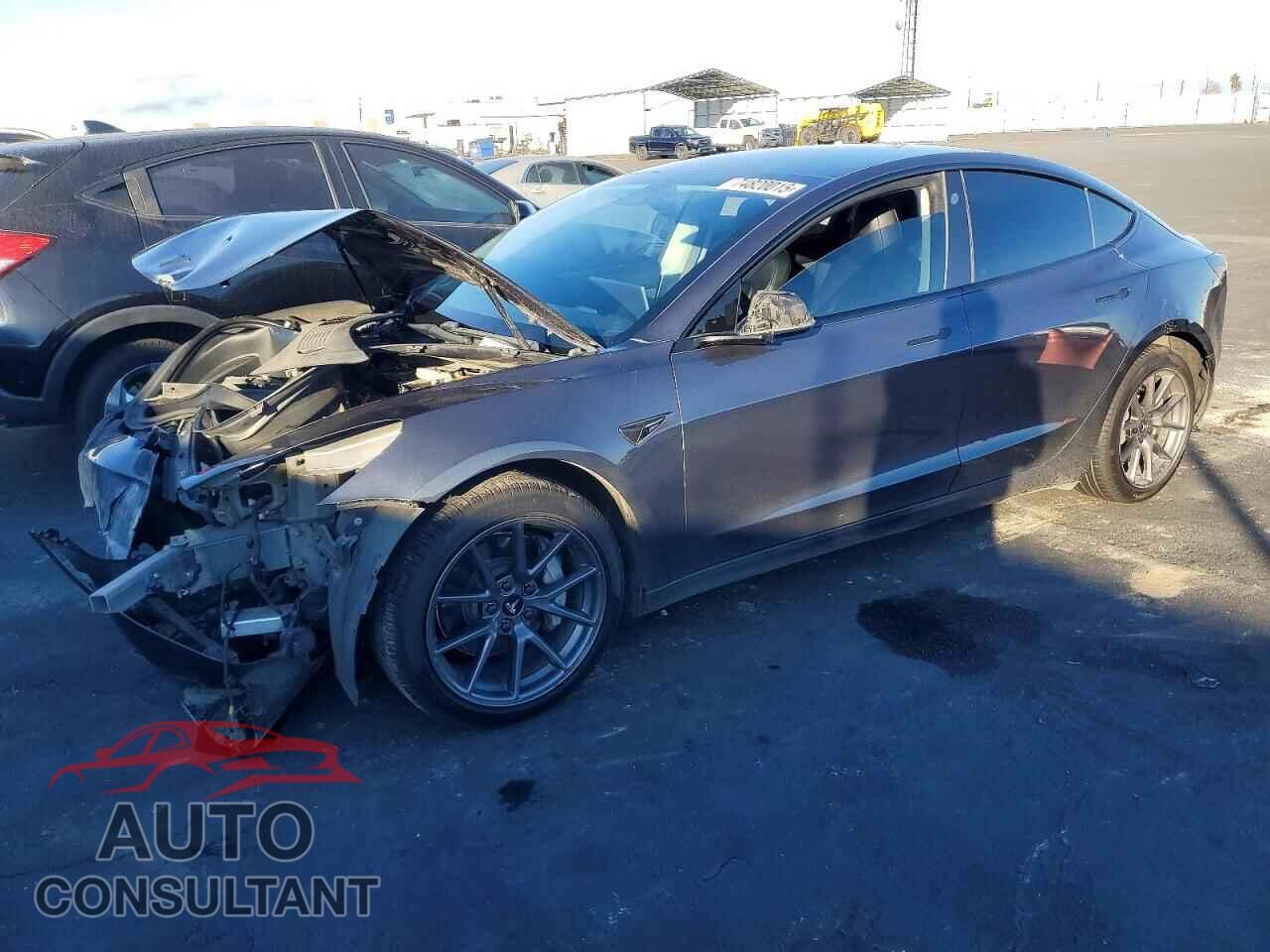 TESLA MODEL 3 2021 - 5YJ3E1EA0MF875947