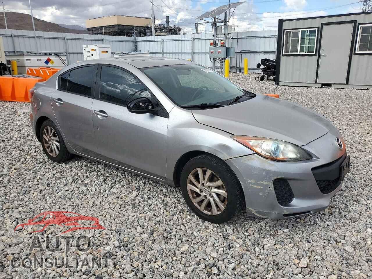 MAZDA 3 2012 - JM1BL1V80C1558577