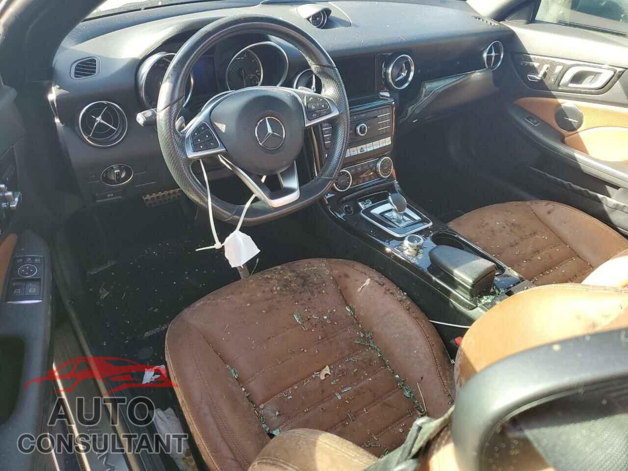 MERCEDES-BENZ SLC-CLASS 2017 - WDDPK6GA3HF129391