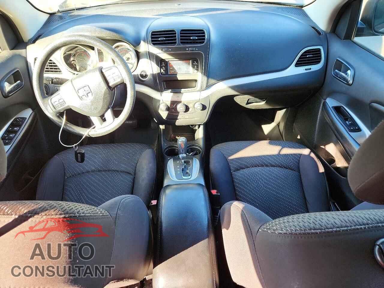 DODGE JOURNEY 2015 - 3C4PDCAB9FT611127
