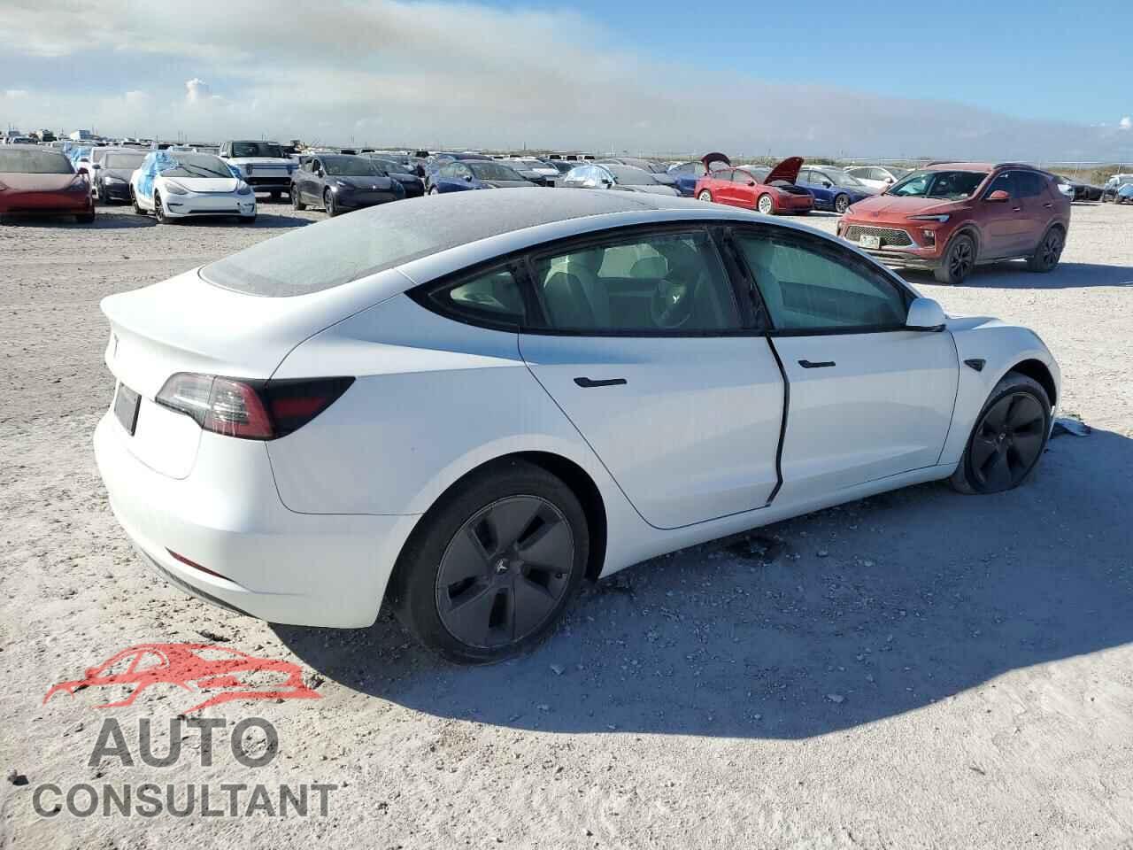TESLA MODEL 3 2023 - 5YJ3E1EAXPF484292