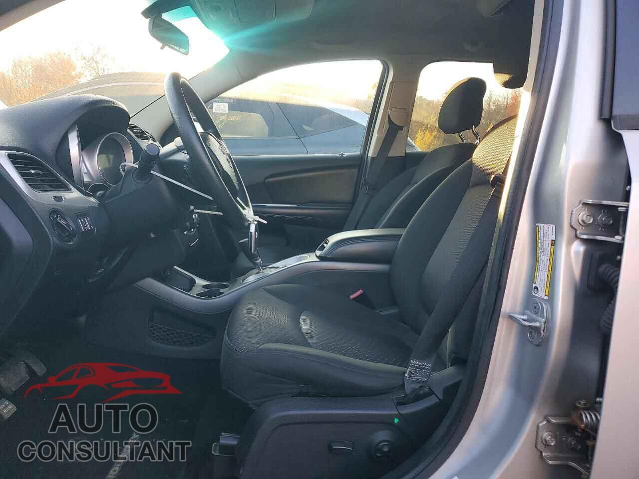 DODGE JOURNEY 2011 - 3D4PH1FG4BT558363