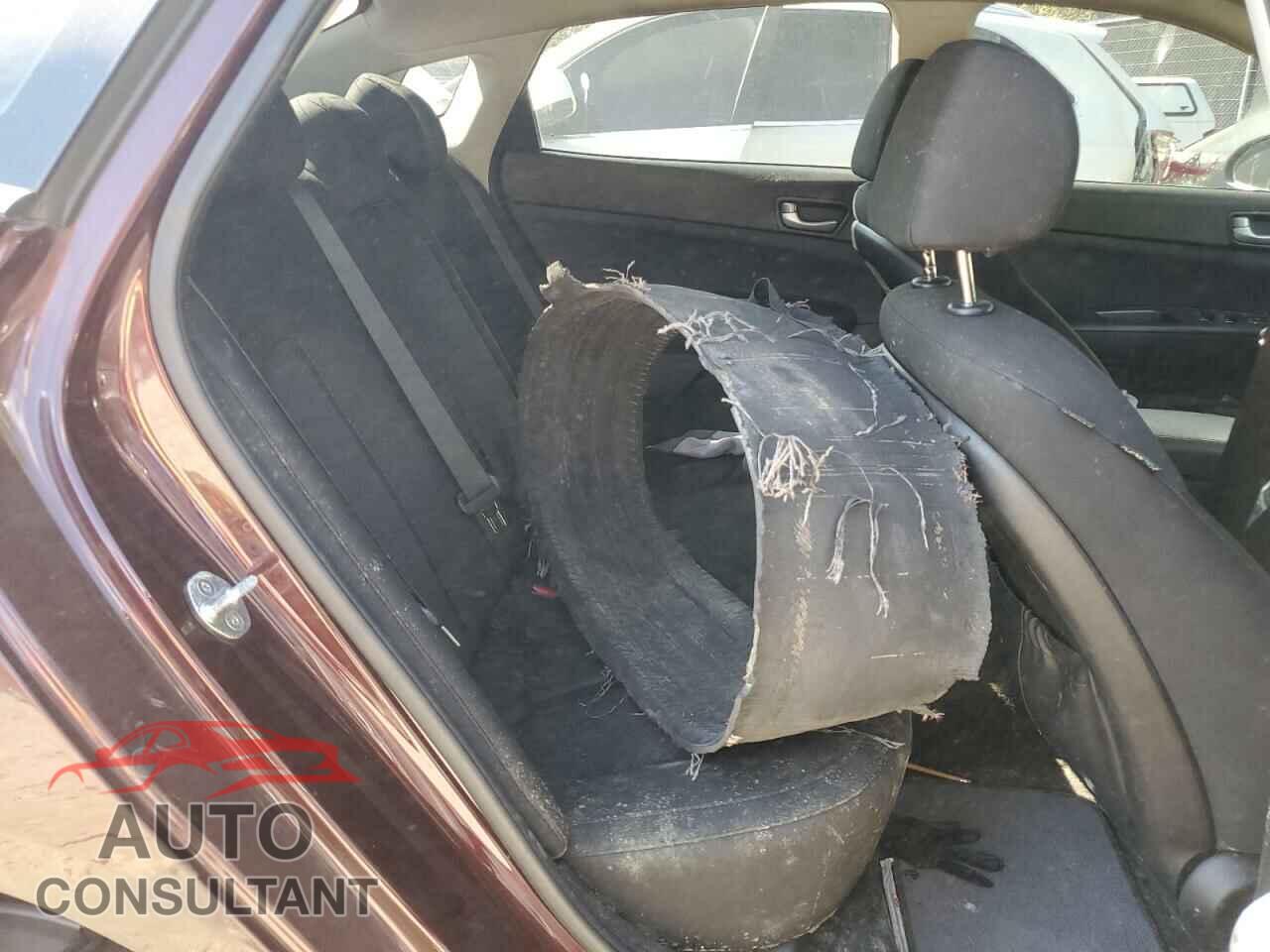 KIA OPTIMA 2018 - 5XXGT4L37JG208072