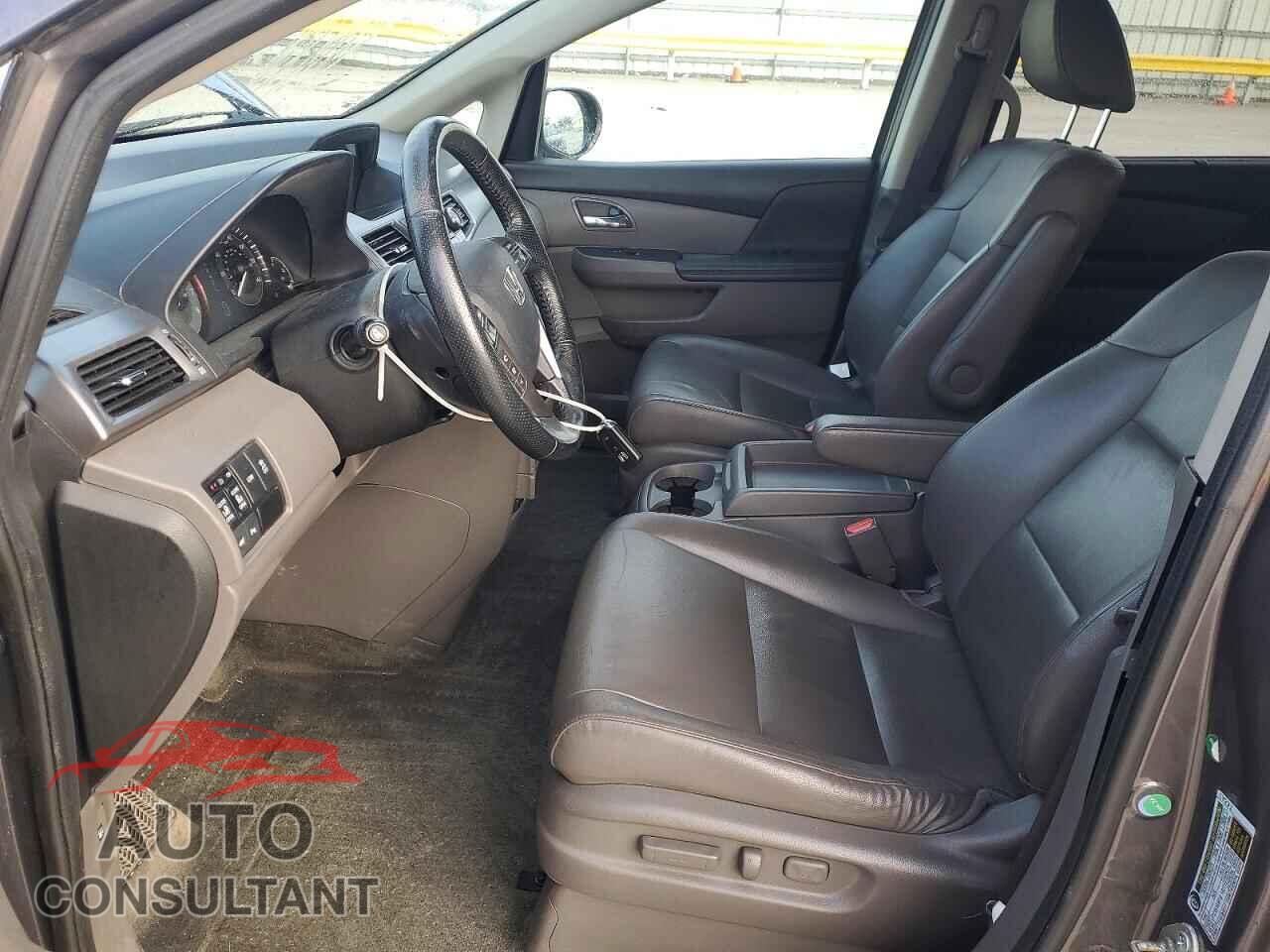 HONDA ODYSSEY 2015 - 5FNRL5H98FB040464