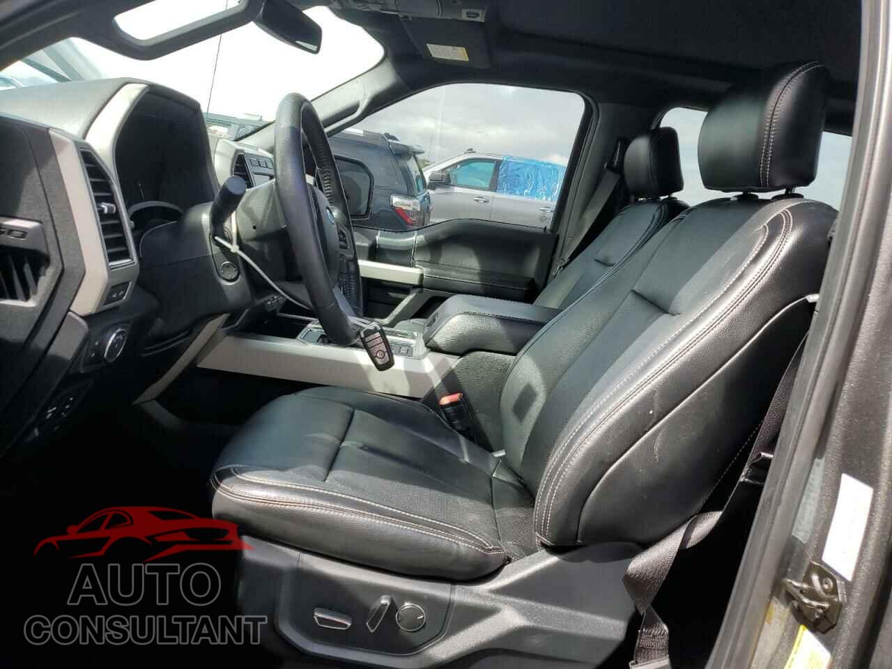 FORD F-150 2018 - 1FTEW1EG7JKC81820