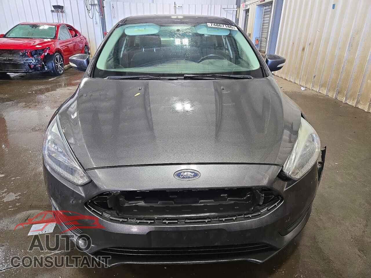 FORD FOCUS 2015 - 1FADP3F27FL324194