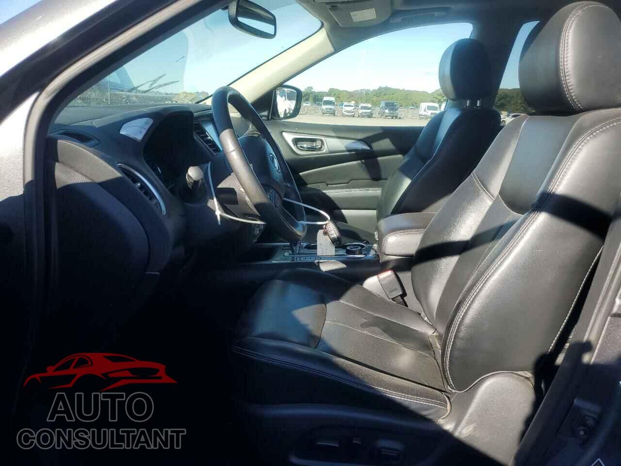 NISSAN PATHFINDER 2017 - 5N1DR2MM4HC637219
