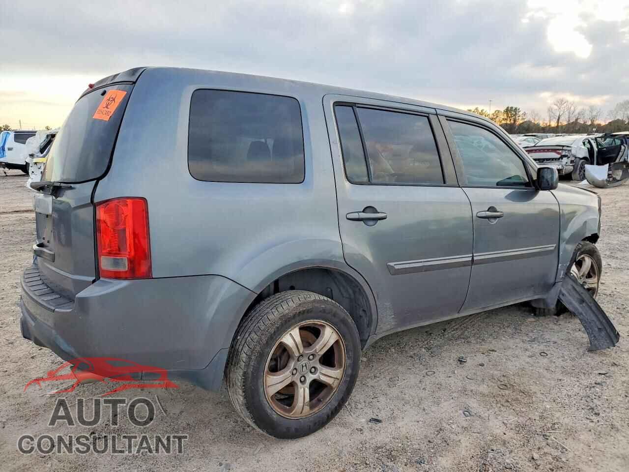 HONDA PILOT 2013 - 5FNYF3H64DB024868