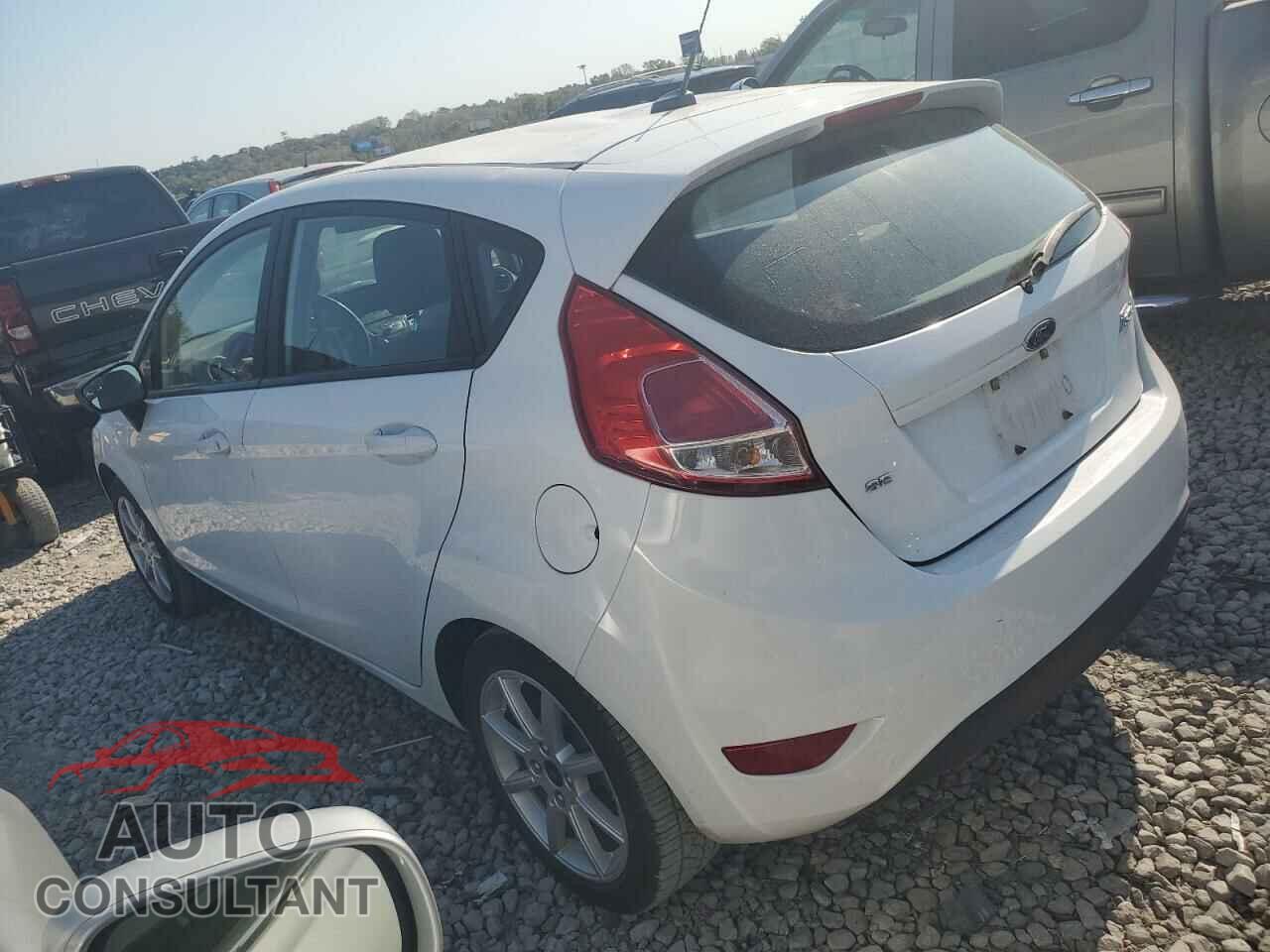 FORD FIESTA 2017 - 3FADP4EJ1HM139171