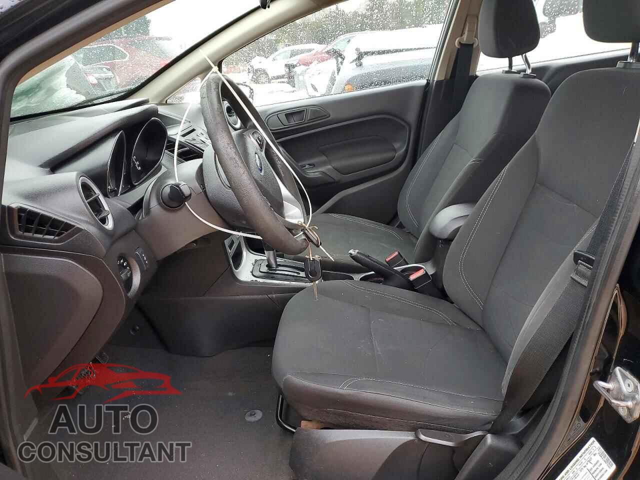 FORD FIESTA 2017 - 3FADP4EJ5HM134457
