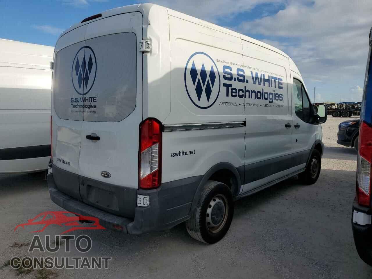FORD TRANSIT 2016 - 1FTYR1CM4GKB38734