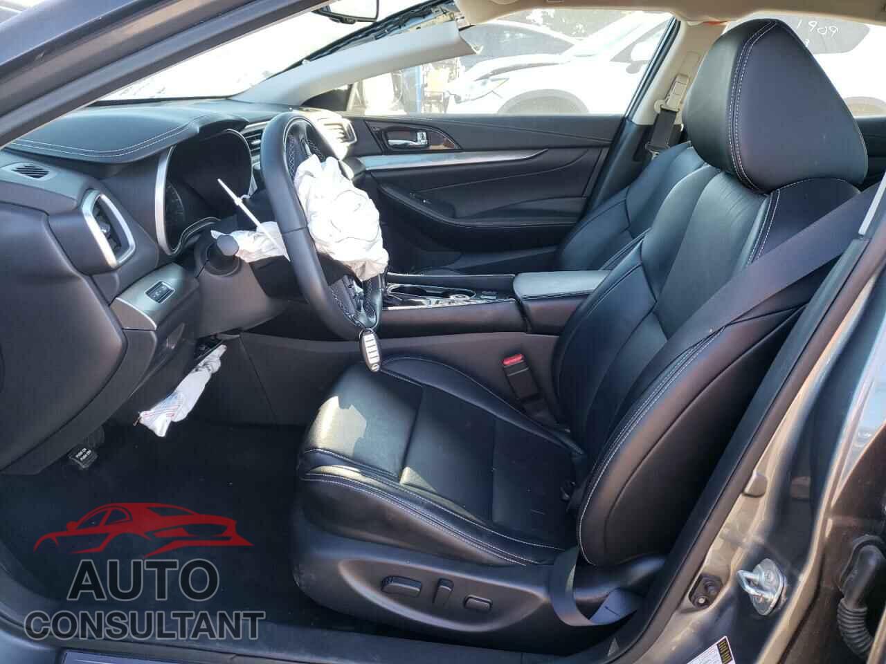 NISSAN MAXIMA 2023 - 1N4AA6CV5PC511147