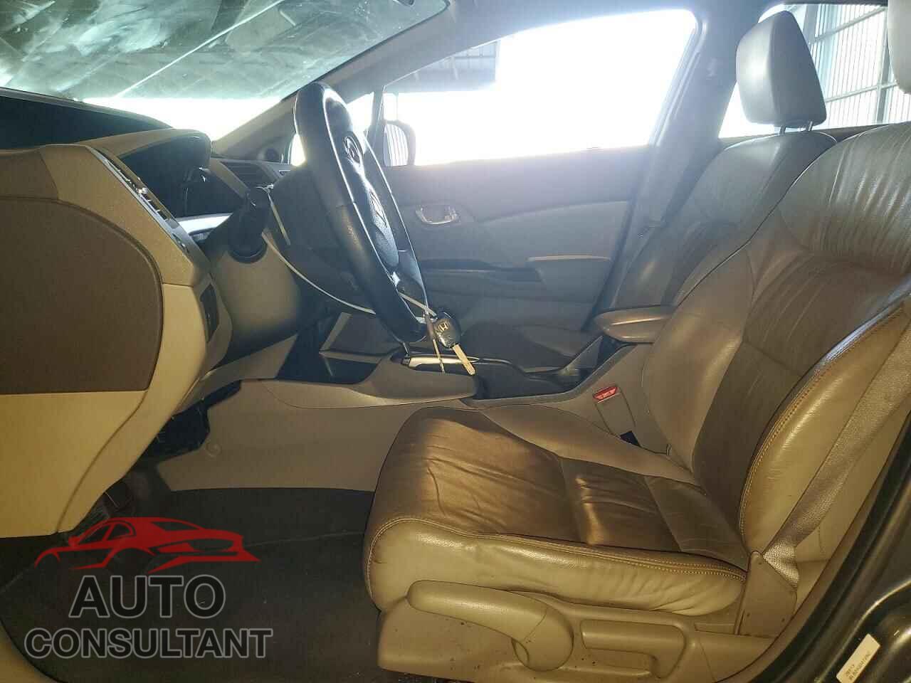 HONDA CIVIC 2012 - JHMFB4F32CS005303