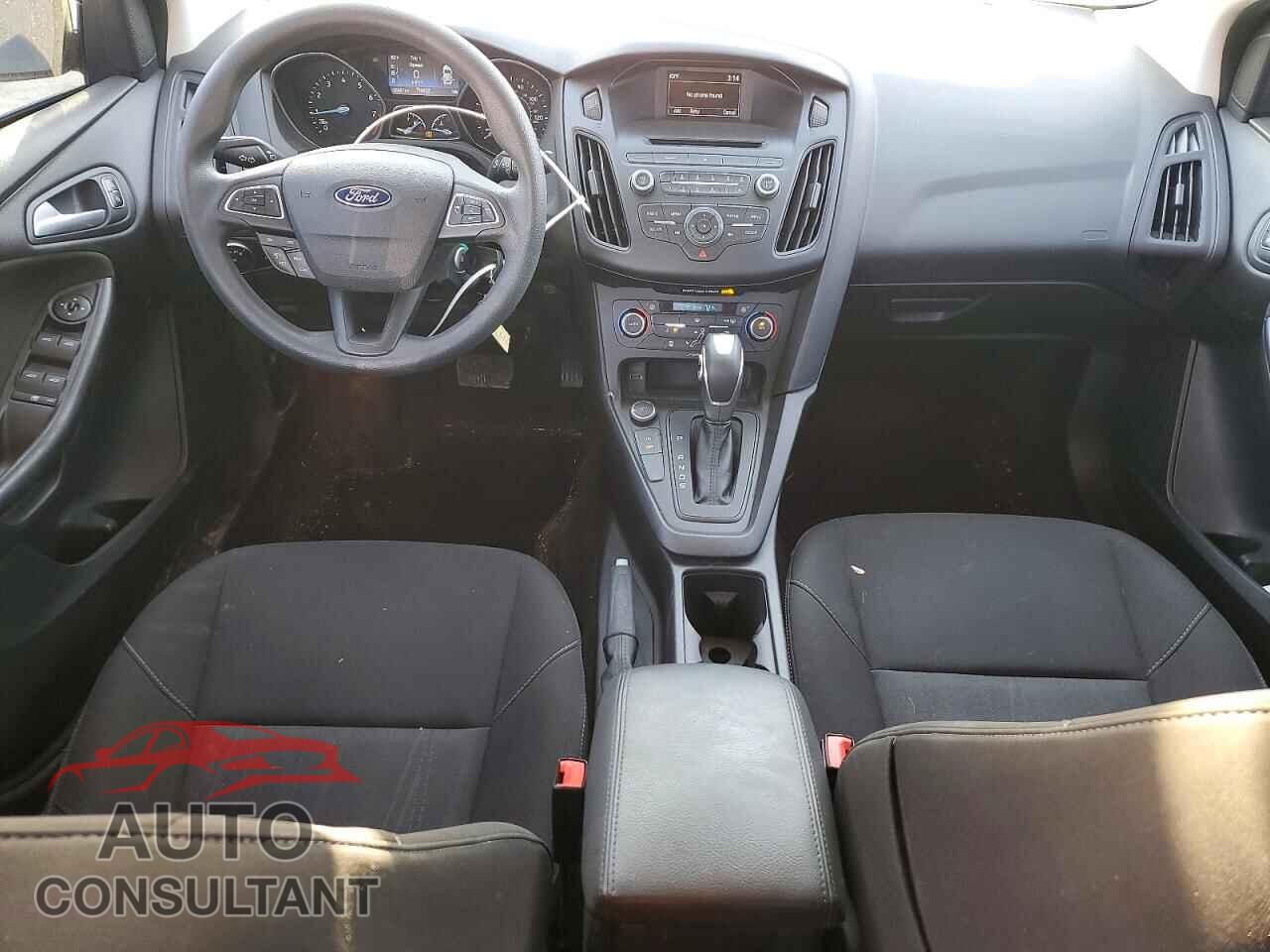 FORD FOCUS 2016 - 1FADP3FE1GL212485