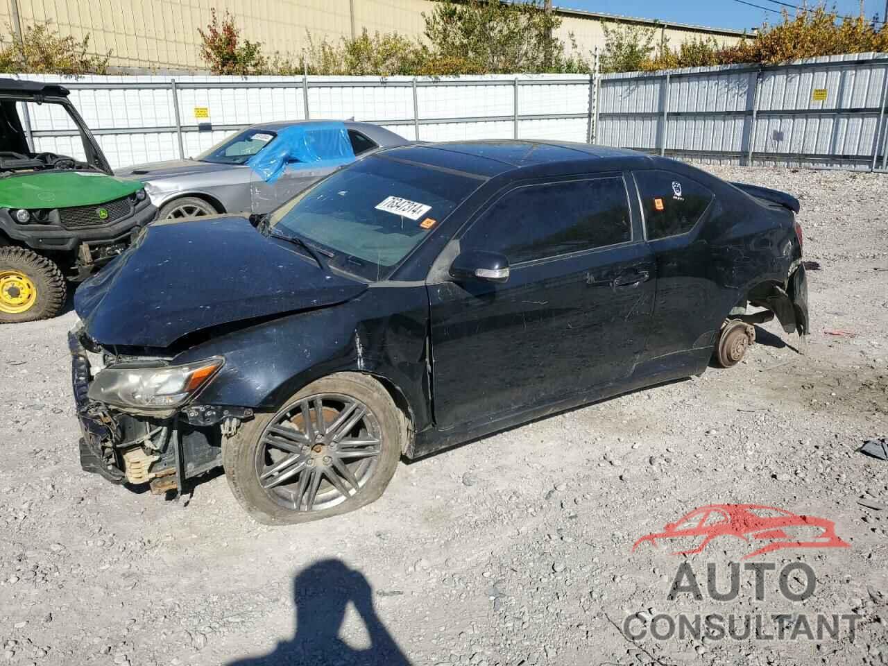 TOYOTA SCION 2013 - JTKJF5C78D3054992