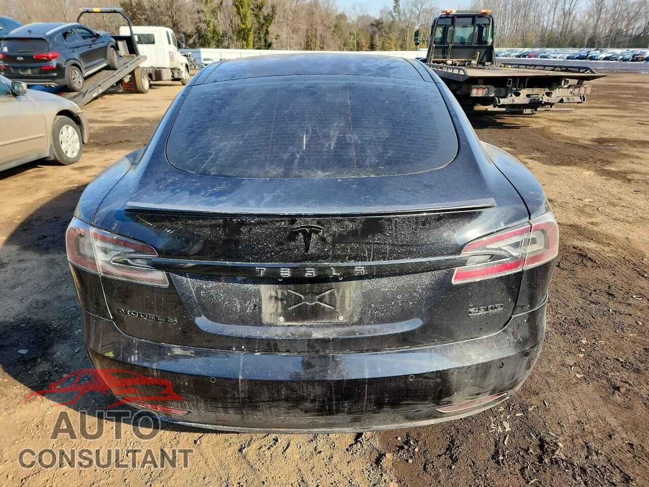 TESLA MODEL S 2016 - 5YJSA1E42GF143681