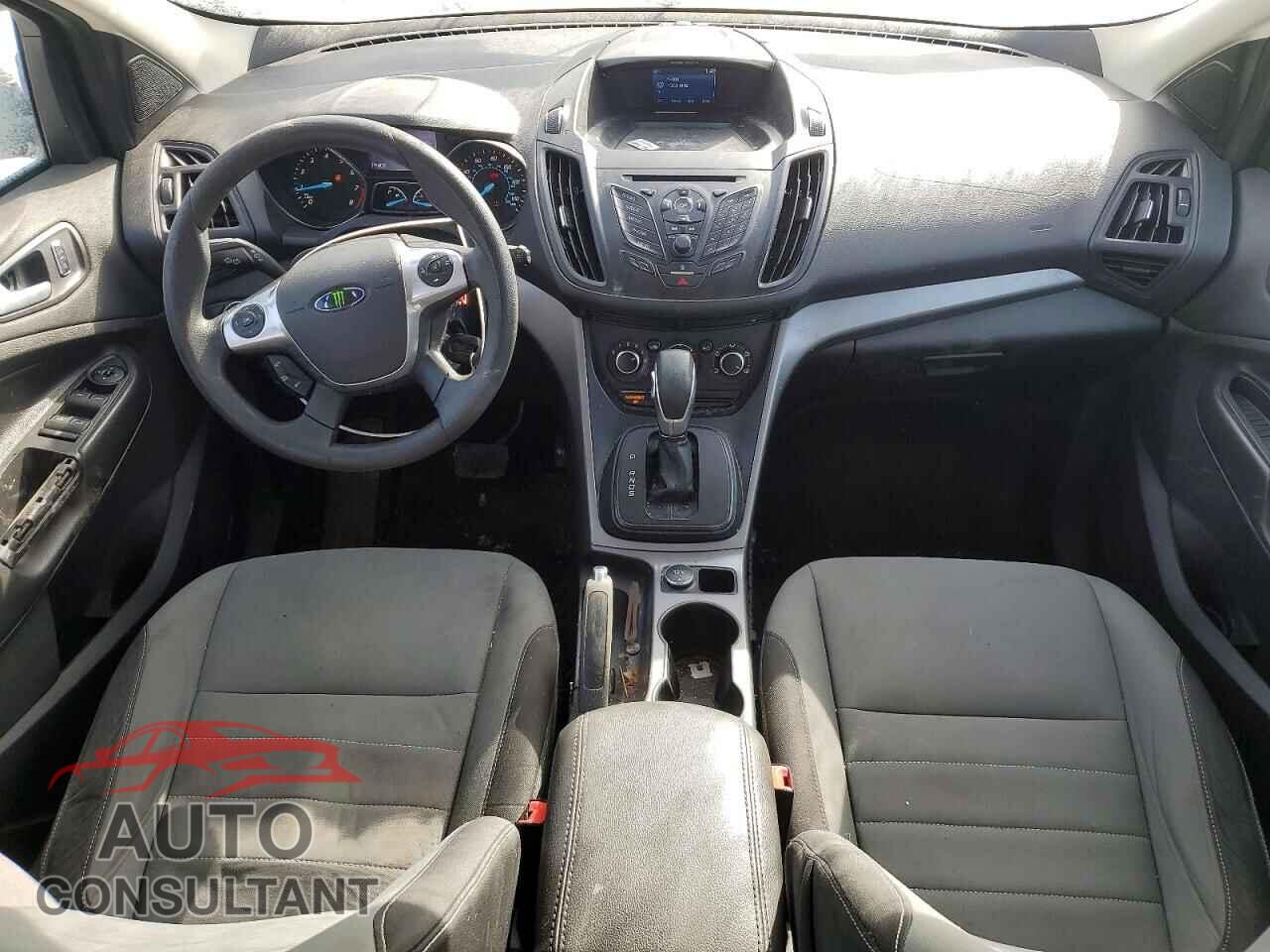 FORD ESCAPE 2015 - 1FMCU9G99FUB42113