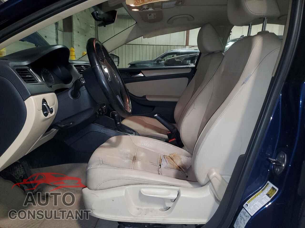 VOLKSWAGEN JETTA 2012 - 3VWDP7AJ5CM314822