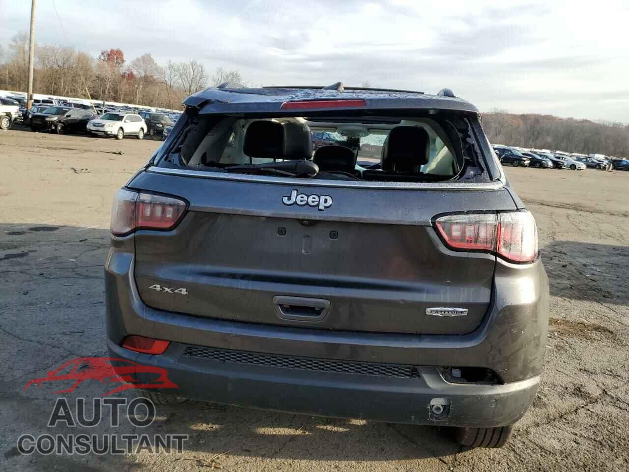 JEEP COMPASS 2018 - 3C4NJDBBXJT401634