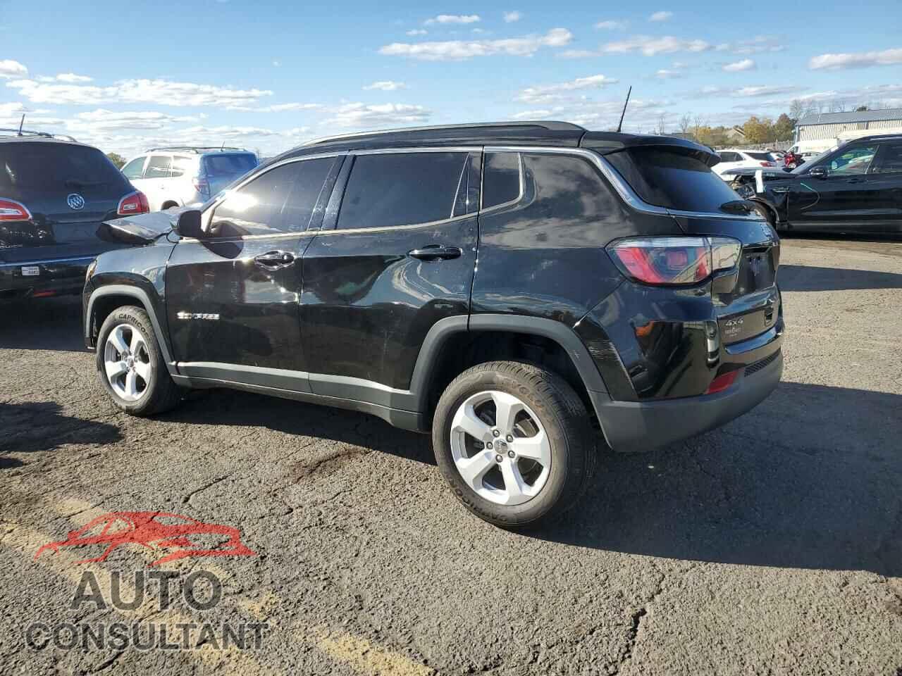 JEEP COMPASS 2018 - 3C4NJDBB1JT455517
