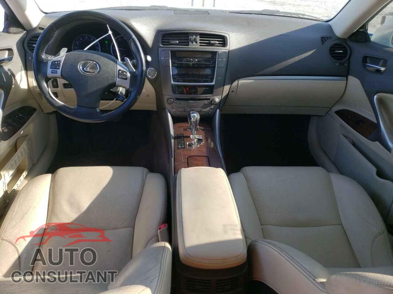 LEXUS IS 2013 - JTHCF5C22D5063761