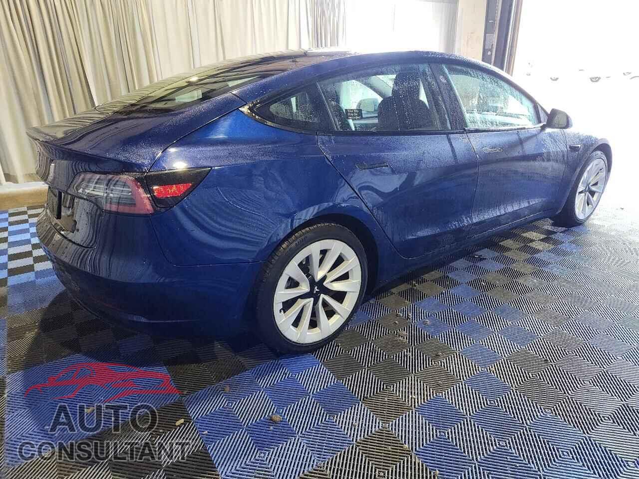 TESLA MODEL 3 2022 - 5YJ3E1EA8NF371602
